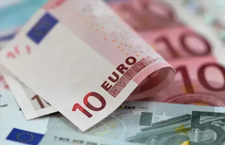 أعلى سعر اليورو اليوم الخميس 2025/10/16 في السوق السوداء والبنوك المصرية