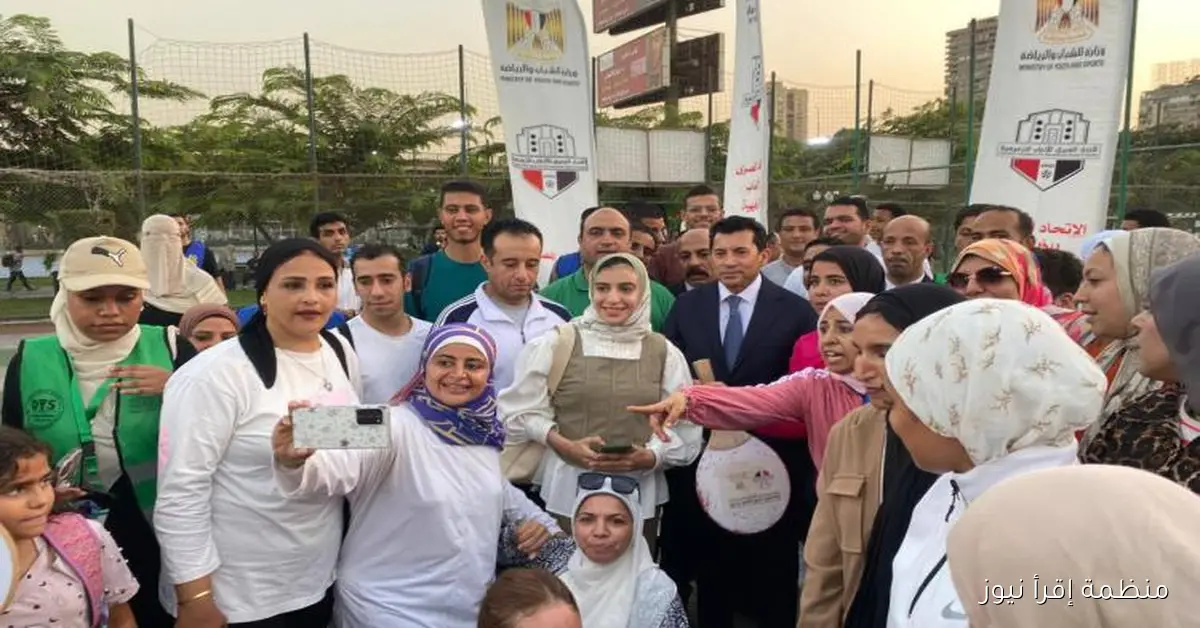 صبحي يفتتح فعاليات اليوم الرياضي في مركز التنمية الشبابية بالجزيرة