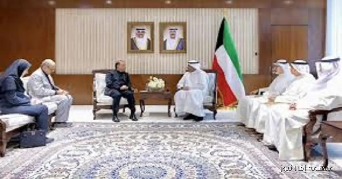 وزير خارجية الكويت يستقبل رسالة من نظيره الإيراني حول التطورات الدولية